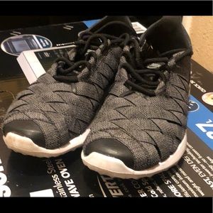 Nike Juvenate Woven Premium Trainers Sneakers Size 6